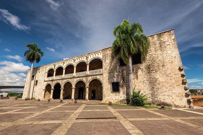 Santo Domingo sightseeing tour, Santo Domingo excursion, Santo Domingo historical tour, Santo Domingo cultural tour, Santo Domingo guided tour, Santo Domingo walking tour, Santo Domingo day trip, Santo Domingo adventure tour, Colonial Santo Domingo tour, Santo Domingo heritage tour.
